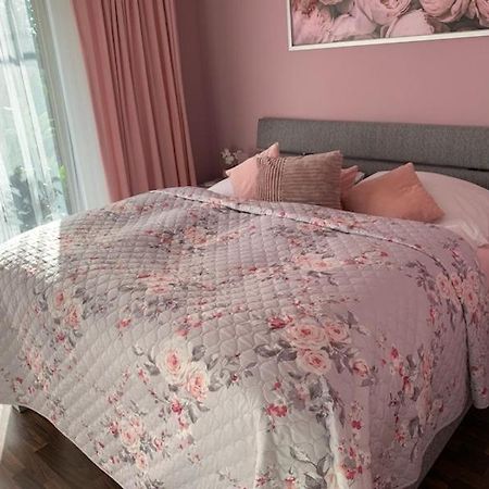 Krejcarek Garden Apartment 프라하 외부 사진