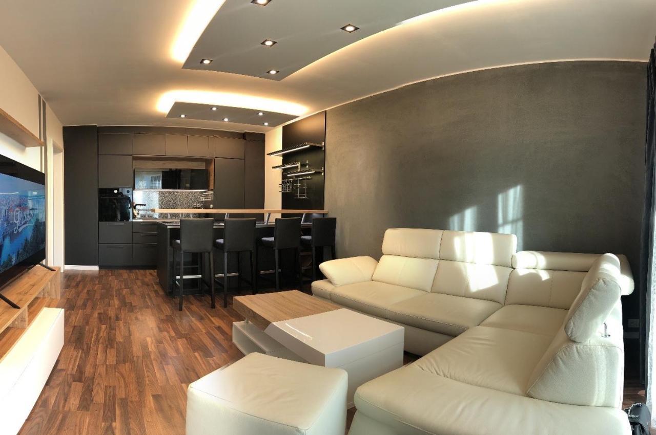 Krejcarek Garden Apartment 프라하 외부 사진