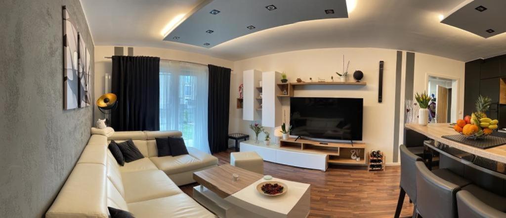 Krejcarek Garden Apartment 프라하 외부 사진